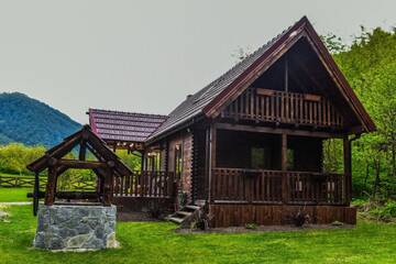Фотографии Лоджи The Little Mountain Cabin г. Borlova (Румыния) №2 Фото Лоджи The Little Mountain Cabin г. Borlova 2