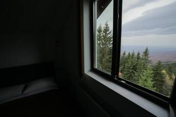 Фото номера Небольшой двухместный номер с 1 кроватью Отель Hotel Muntele Mic г. Borlova 5